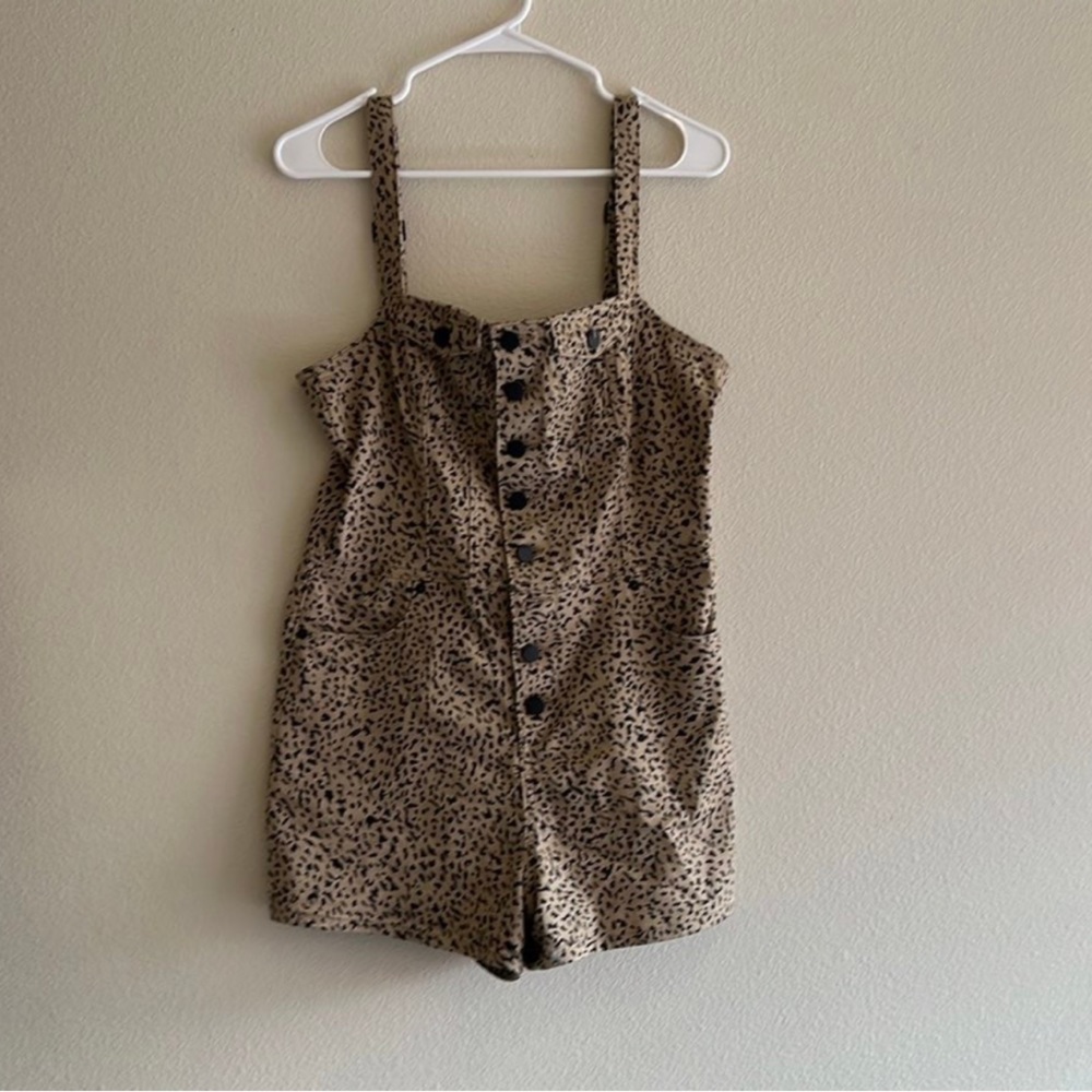 Roxy’s romper size lrg